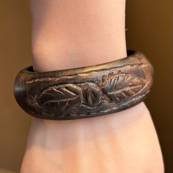 Unsigned Jewelry - Vintage Hand-Carved Dark Wood Leaf Cuff Bangle